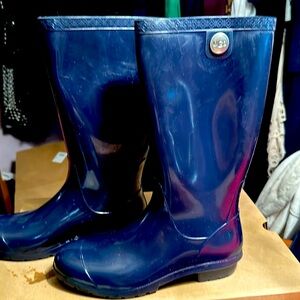 UGG Navy rubber boots